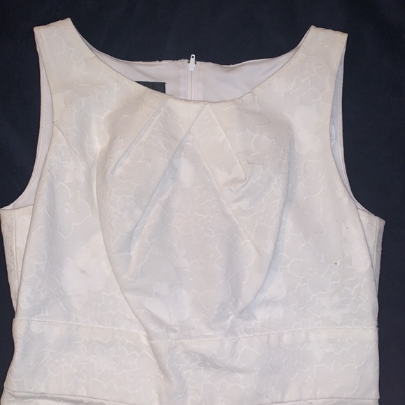 white dress (perfect for graduation!!) - Picture 2 of 4